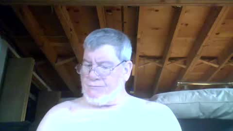 mrblade666 online show from December 21, 2:47 pm