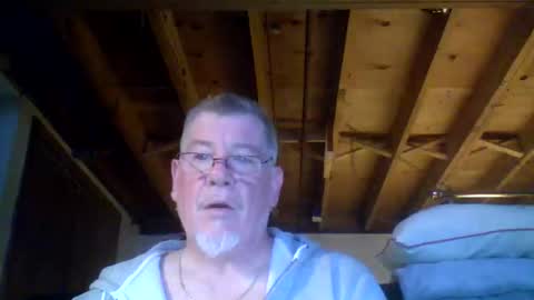 mrblade666 online show from April 26, 11:40 am