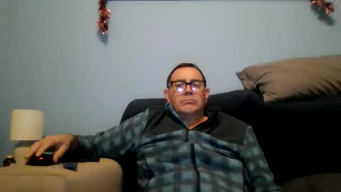 Mrcaruso online show from December 22, 7:44 pm