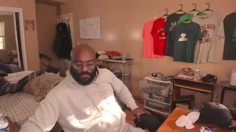 Snapshot of mrchuckdailyxxx chatting on October 21, 1:47 pm Chuck Daily online show from October 21, 1:47 pm