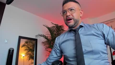 MrFrank. online show from December 18, 12:18 pm