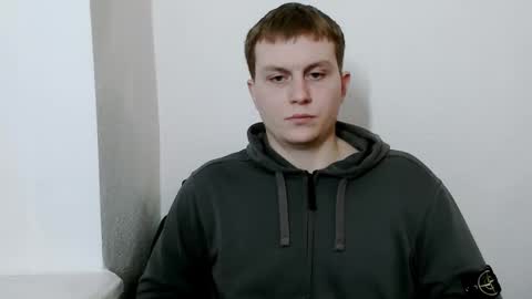 Max online show from February 24, 7:58 pm