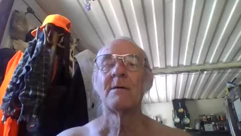 Chuck online show from July 4, 11:19 pm