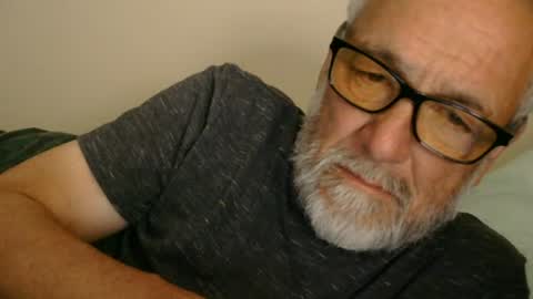 mrtease5 online show from August 6, 3:45 am