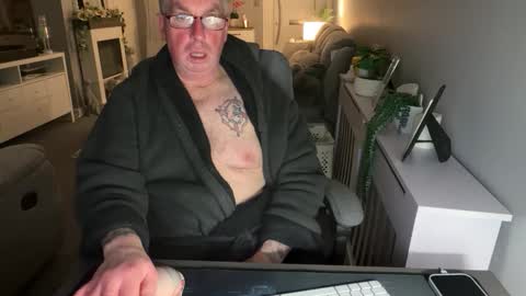 mtb1697 online show from February 1, 11:25 pm