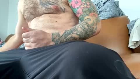 mtllove69 online show from November 3, 5:37 pm