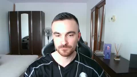 Victor online show from April 7, 12:27 pm