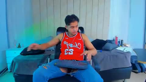 muichiro tokito1 online show from January 13, 3:45 am