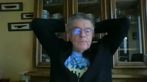 Snapshot of mururoa35 chatting on December 7, 10:23 am mururoa35 online show from December 7, 10:23 am