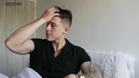 muscle_king_cum online show from June 2, 1:56 pm