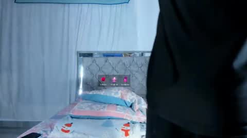 muscle_king_cum online show from January 28, 12:32 pm