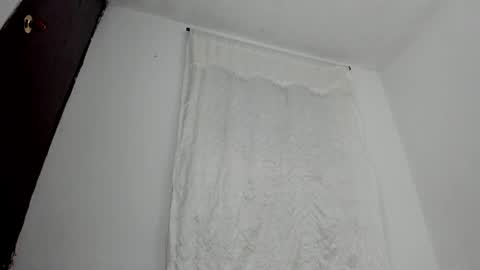 Muscle Man online show from February 19, 12:30 am