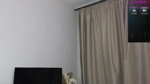 1x1 online show from November 18, 3:27 pm