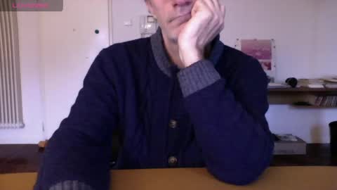 Bi sexy guy lovense hush is on private is open or password show tip if you like. online show from April 17, 4:48 am