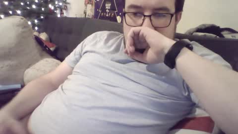 Snapshot of mysterymonkey1234 chatting on December 11, 11:43 pm MysteryMonkey online show from December 11, 11:43 pm