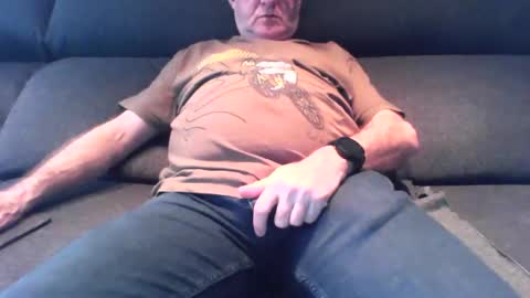 nano22968832 online show from February 5, 11:39 am