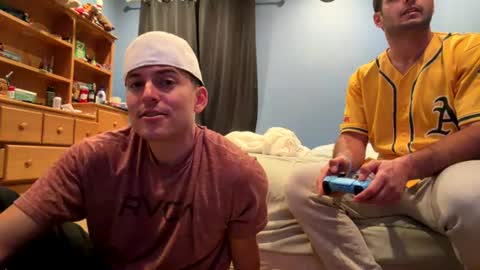 natetheexplorer online show from July 7, 10:08 am