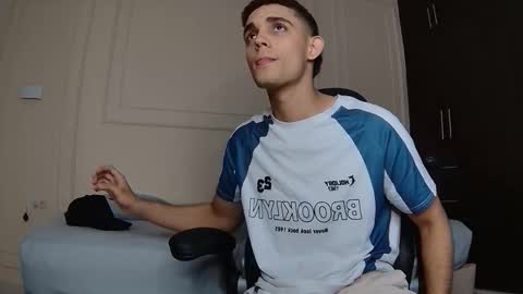 nathan_shimmer online show from February 5, 10:39 pm