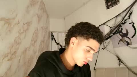 nathan_shimmer online show from October 27, 12:40 pm