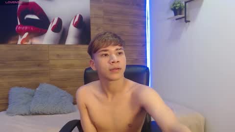 nathanclay online show from February 19, 4:09 am