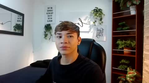 nathanclay online show from June 3, 12:07 pm