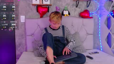 Christopher  Chris online show from February 25, 1:01 pm