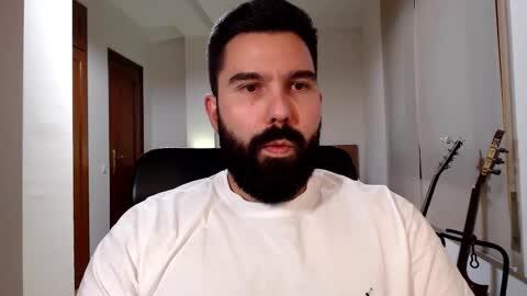 Snapshot of naughtybear_69 chatting on November 1, 5:06 pm Tom online show from November 1, 5:06 pm