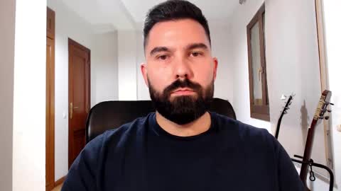 Snapshot of naughtybear_69 chatting on October 15, 9:39 am Tom online show from October 15, 9:39 am