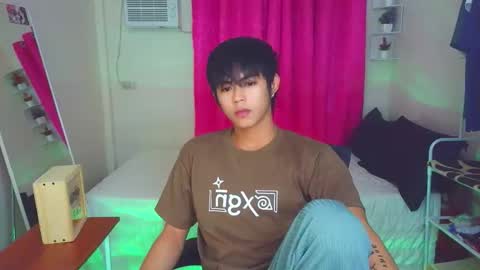 Loue online show from November 10, 4:23 pm