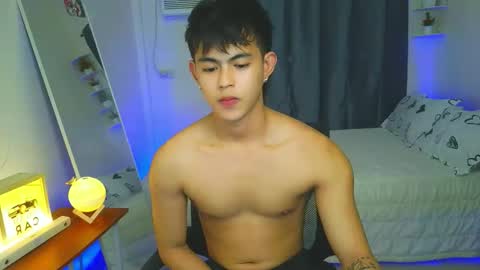 Loue online show from November 28, 4:04 am