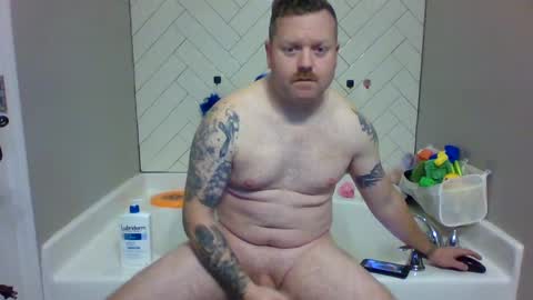 navyman34 online show from February 15, 4:34 pm