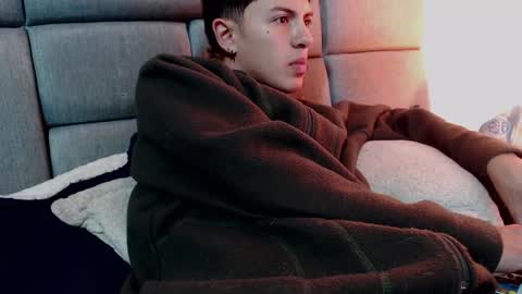 Im Nayton online show from January 14, 11:48 am