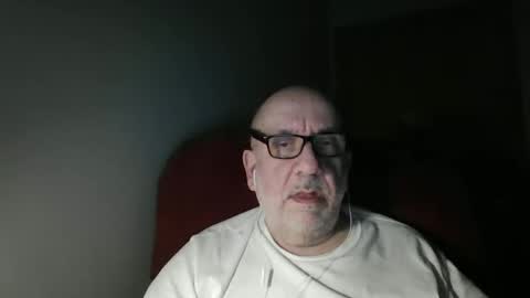 Tom online show from March 14, 1:23 am