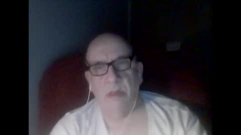 Snapshot of needlesslove chatting on March 4, 3:00 am Tom online show from March 4, 3:00 am