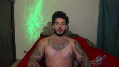 Nei turn green online show from April 3, 1:35 am