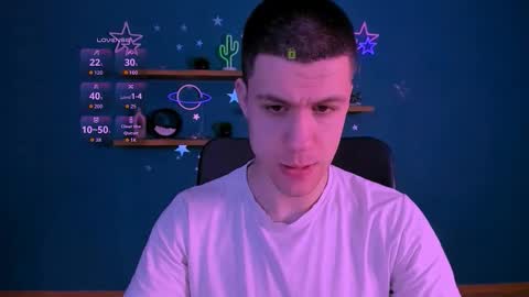 neo_raze_ online show from March 15, 7:53 pm