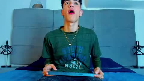  NeoRaptis  jhonatan  online show from March 12, 8:41 pm