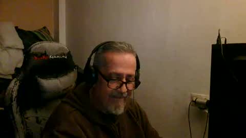 neron401 online show from April 18, 10:09 pm