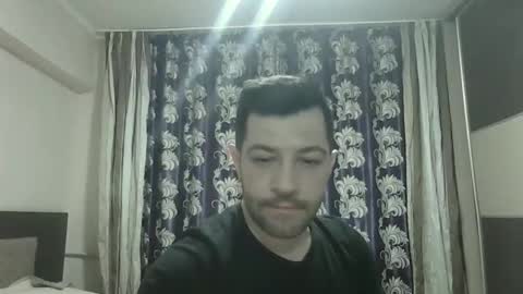 nevergetdown online show from April 26, 8:49 pm