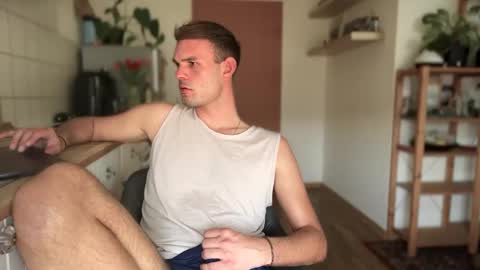 Finnr online show from March 10, 1:54 pm