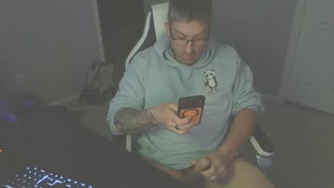 newevo online show from April 19, 3:17 am