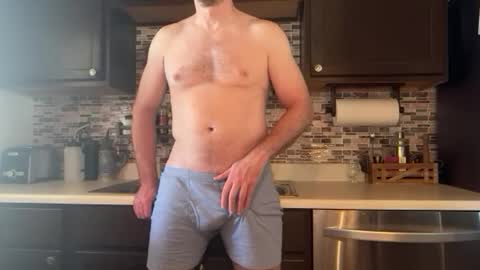 newguy_097 online show from March 5, 12:18 am