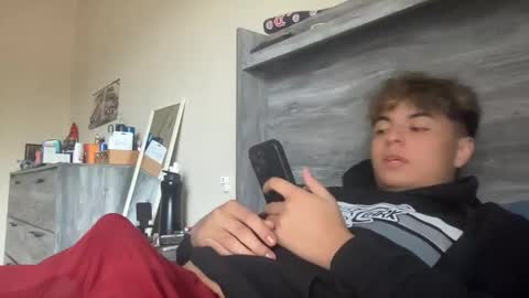 ngs04 online show from December 12, 8:32 pm