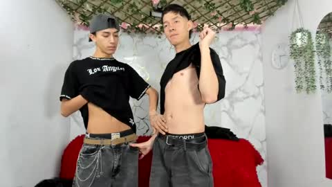 nice_boys11 online show from June 18, 1:49 pm