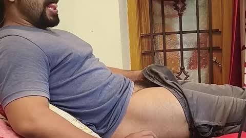 Robin online show from November 13, 3:39 pm