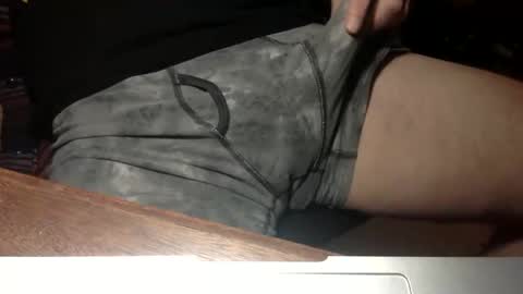 nicedickdave77 online show from November 12, 9:41 pm