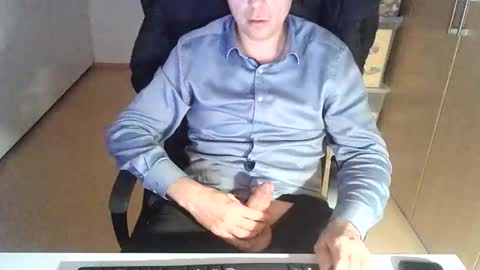 NiceGuyFlo online show from November 5, 12:12 am