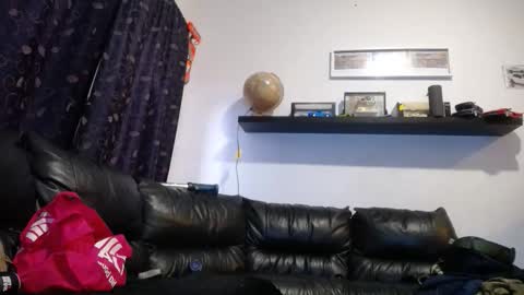 niceonebrov online show from March 28, 7:08 am