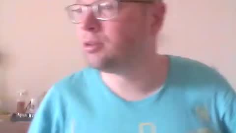 nick1990b online show from May 10, 9:21 am