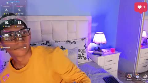 Snapshot of nick_collins20 chatting on September 29, 10:16 pm Nick online show from September 29, 10:16 pm